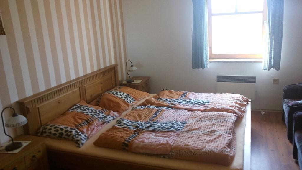 Country Club Konirna Hotel Sluknov ภายนอก รูปภาพ